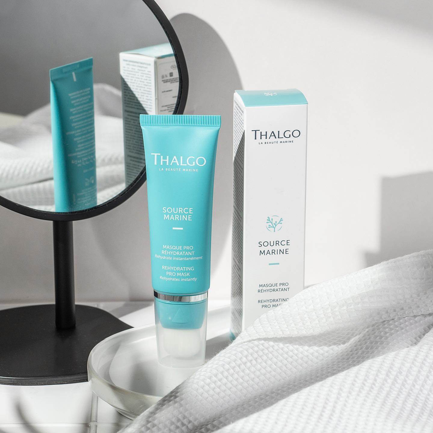 thalgo rehydrating pro mask - hydrating face mask with melting gel texture for enhanced smoothness and plumpness - 50ml